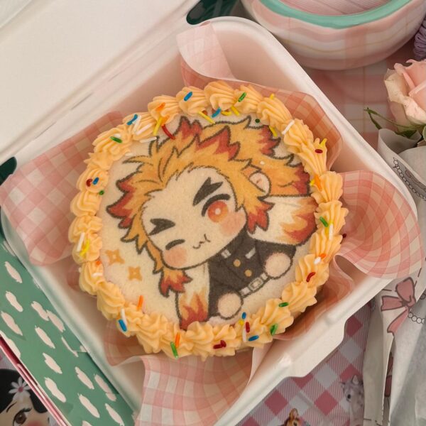 Add your own photo to the cake
